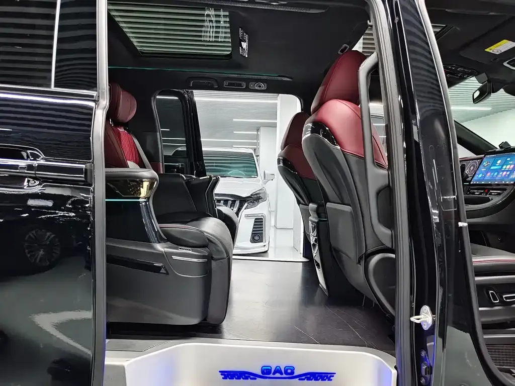 GAC Motor Trumpchi M8 — фото 5