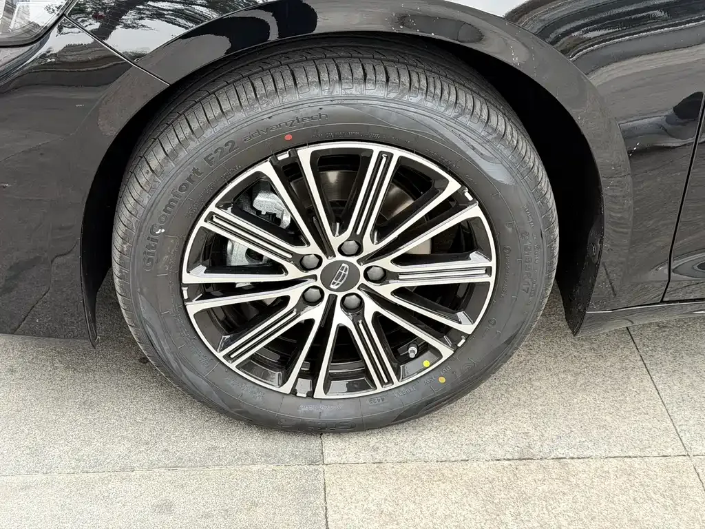 Geely Xingrui — фото 10