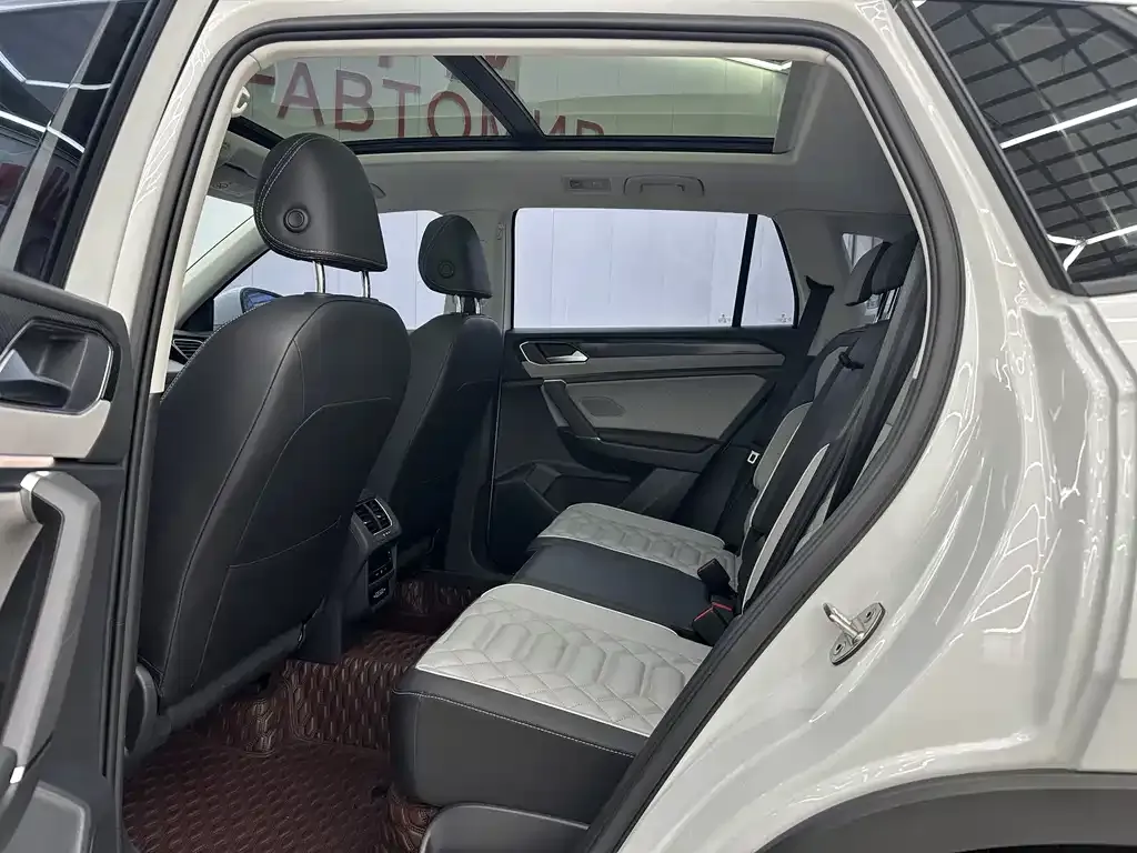 Volkswagen Tayron 2023 из CN, фото 5