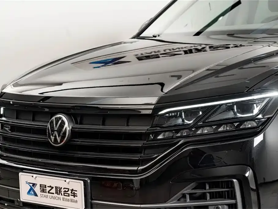 Volkswagen Touareg 2023 из CN, фото 5