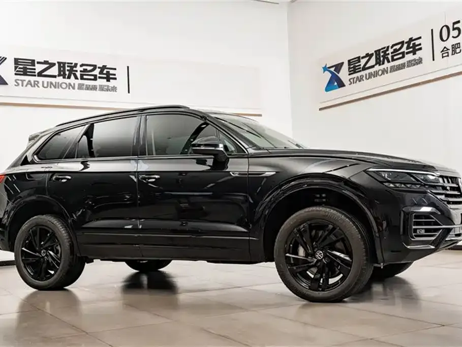 Volkswagen Touareg 2023 из CN, фото 7