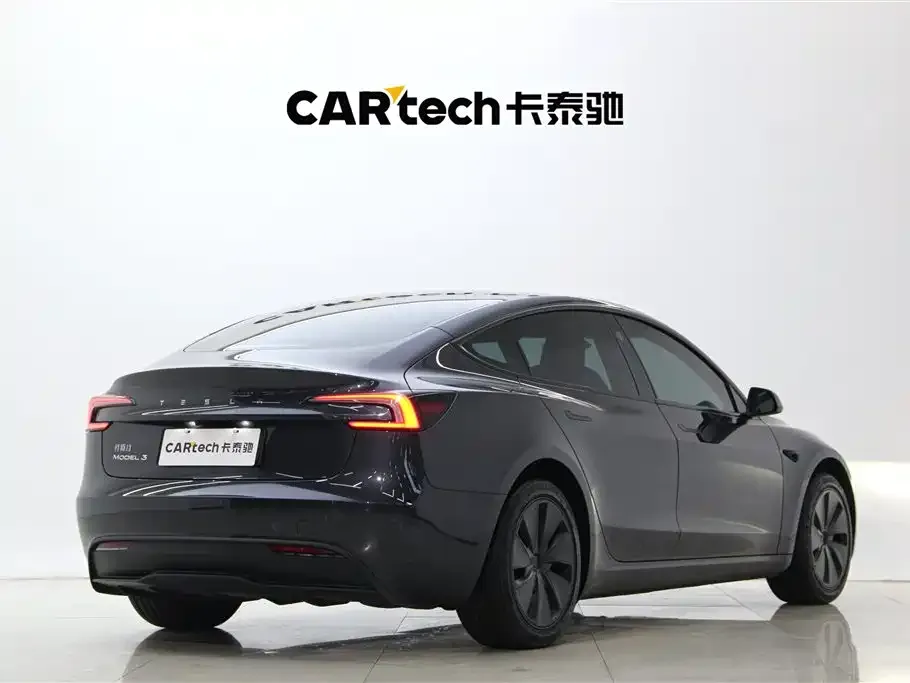 Tesla Model 3 — фото 4