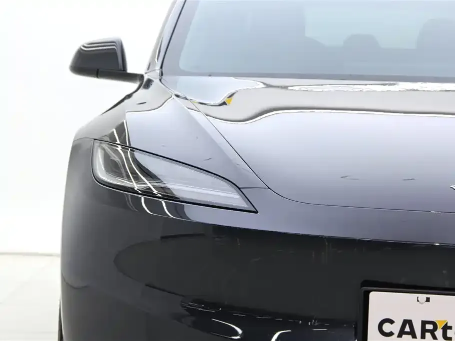 Tesla Model 3 — фото 2