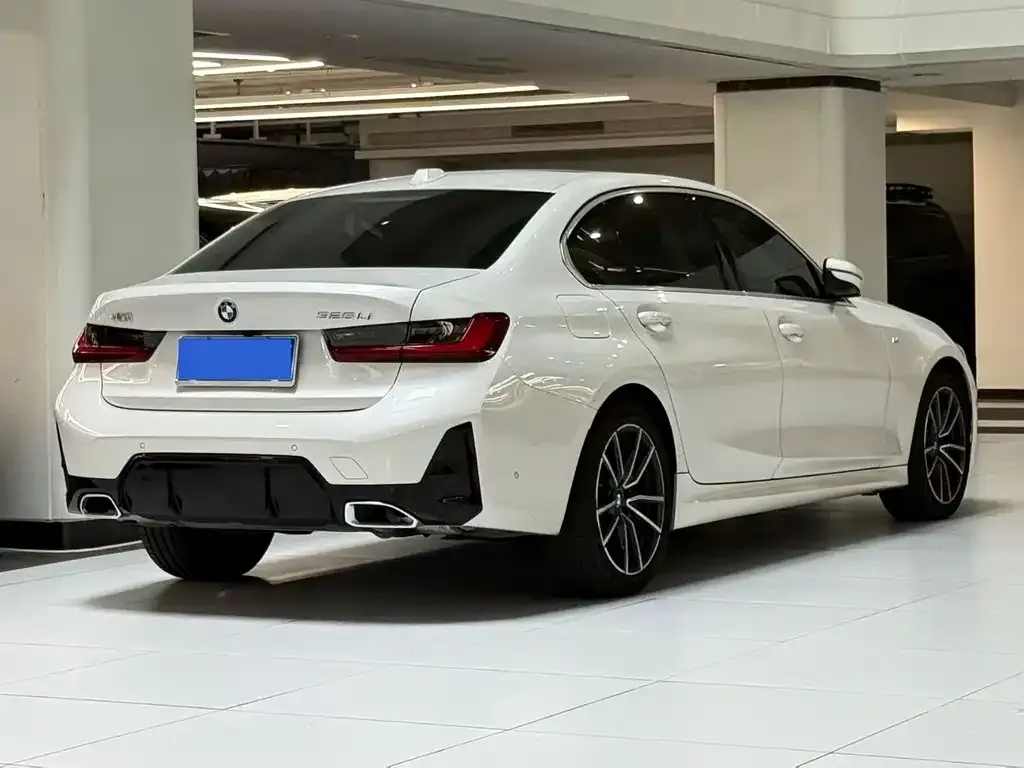 BMW 3 Series 2025 из CN, фото 2