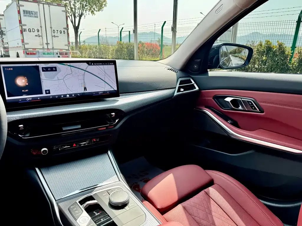 BMW 3 Series — фото 10