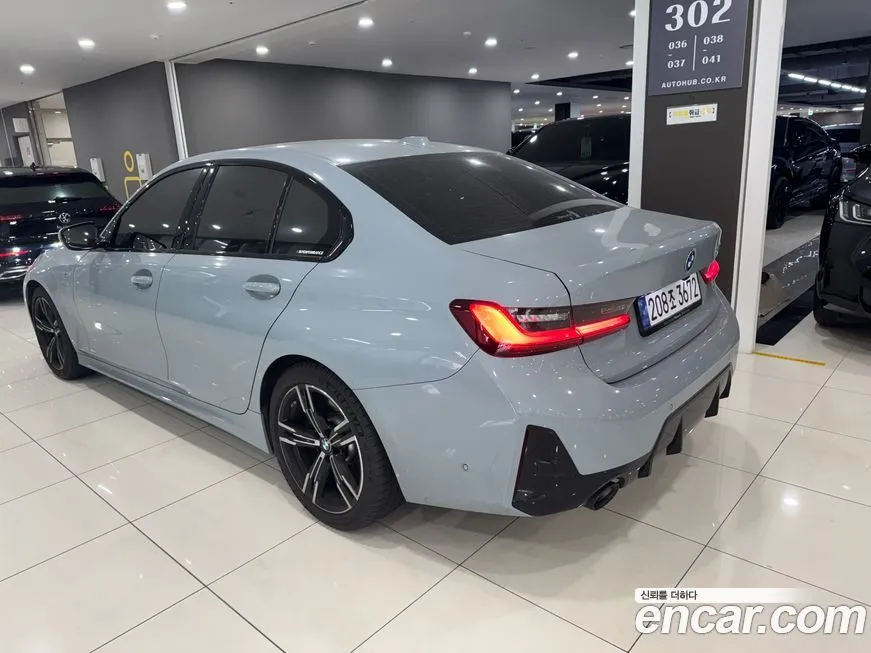 BMW 3-Series 2024 из KR, фото 4