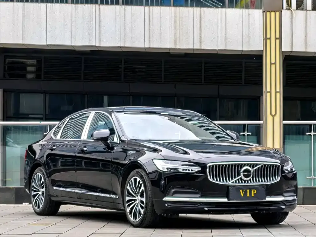 Volvo S90 2024 из CN, фото 3