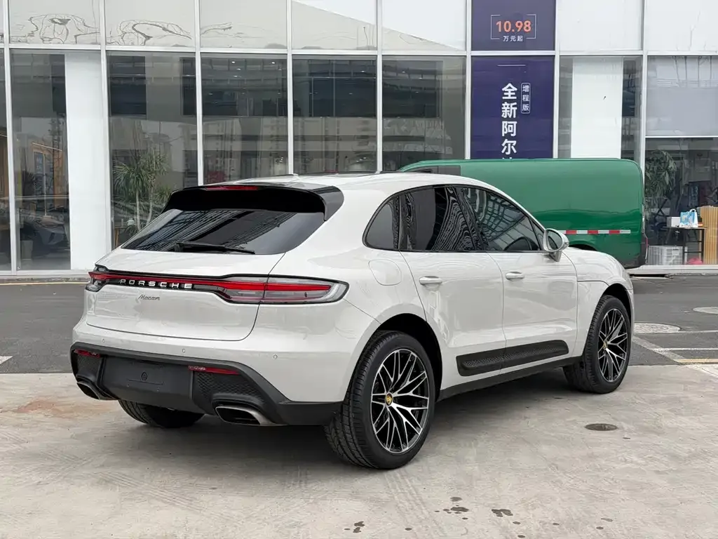 Porsche Macan 2023 из CN, фото 8