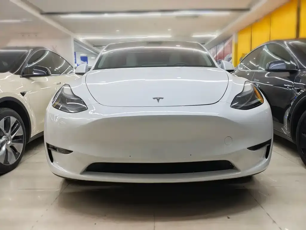 Tesla Model Y 2024 из CN, фото 5