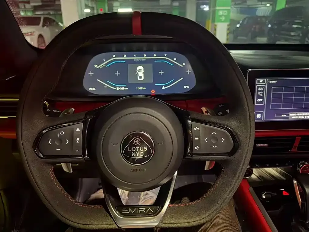 Lotus Emira 2023 из CN, фото 7