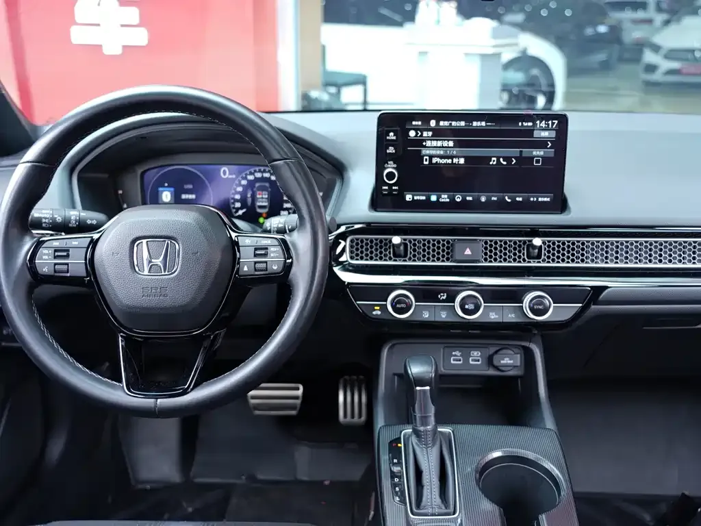 Honda Civic — фото 10