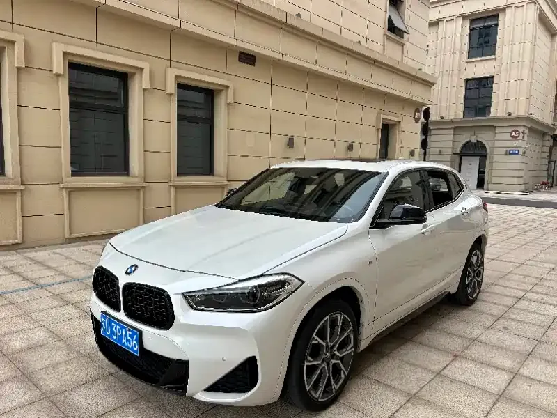 BMW X2 sDrive25i Leading M Sport