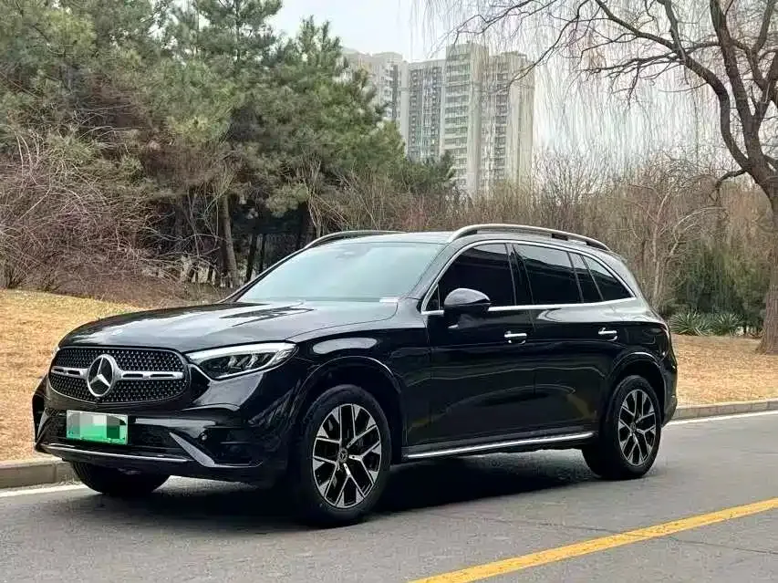 Mercedes-Benz GLC PHEV — фото 1