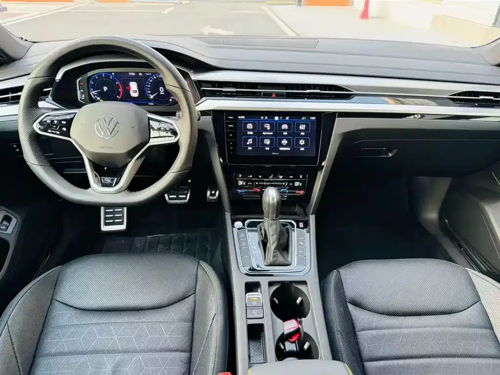 Volkswagen CC 2025 из CN, фото 3