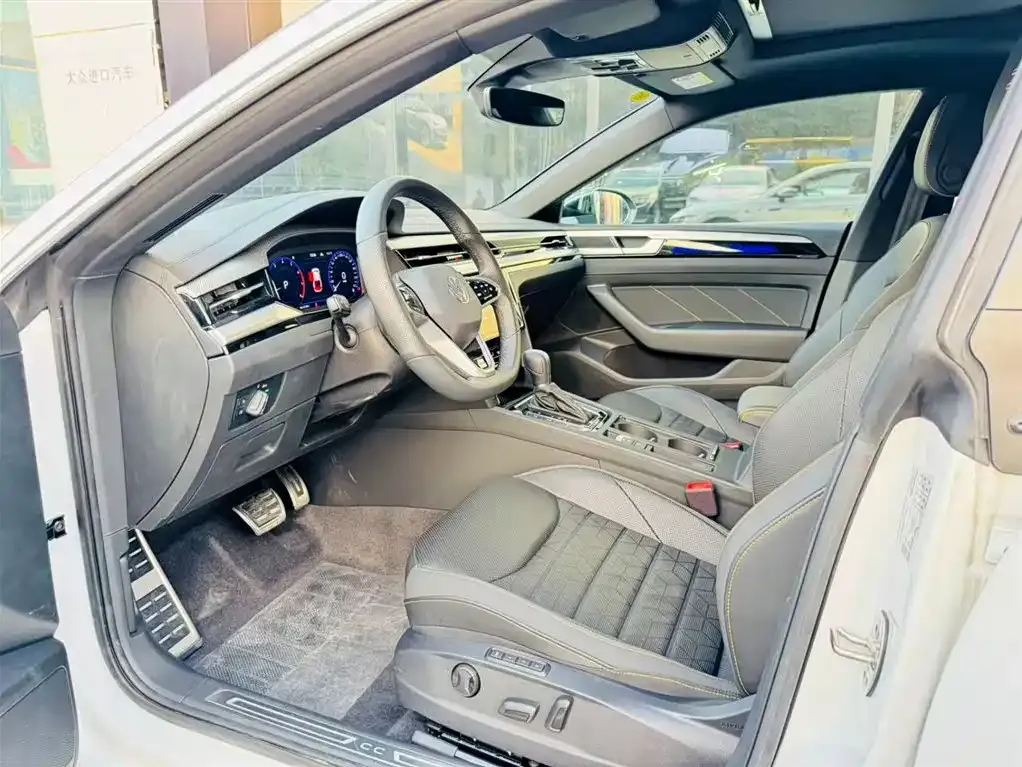 Volkswagen CC 2025 из CN, фото 4
