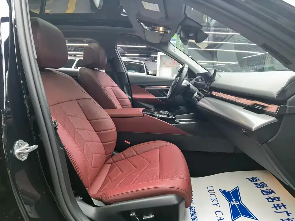 BMW i5 2025 из CN, фото 5