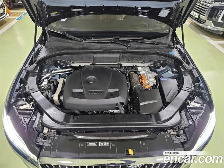 Volvo XC60 2021 из KR, фото 9