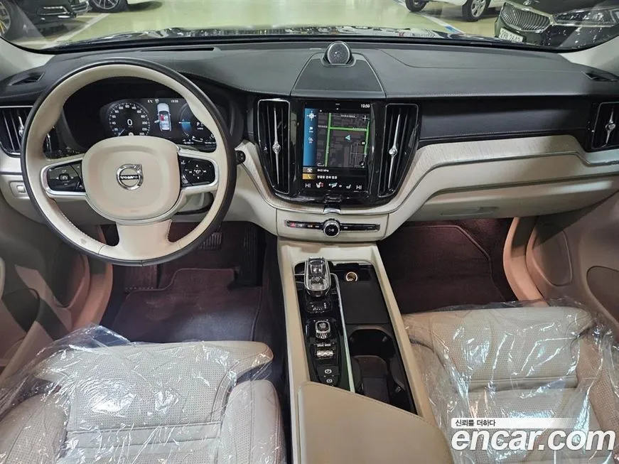 Volvo XC60 2021 из KR, фото 8
