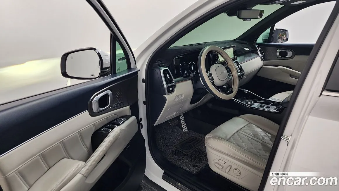 Kia Sorento — фото 10