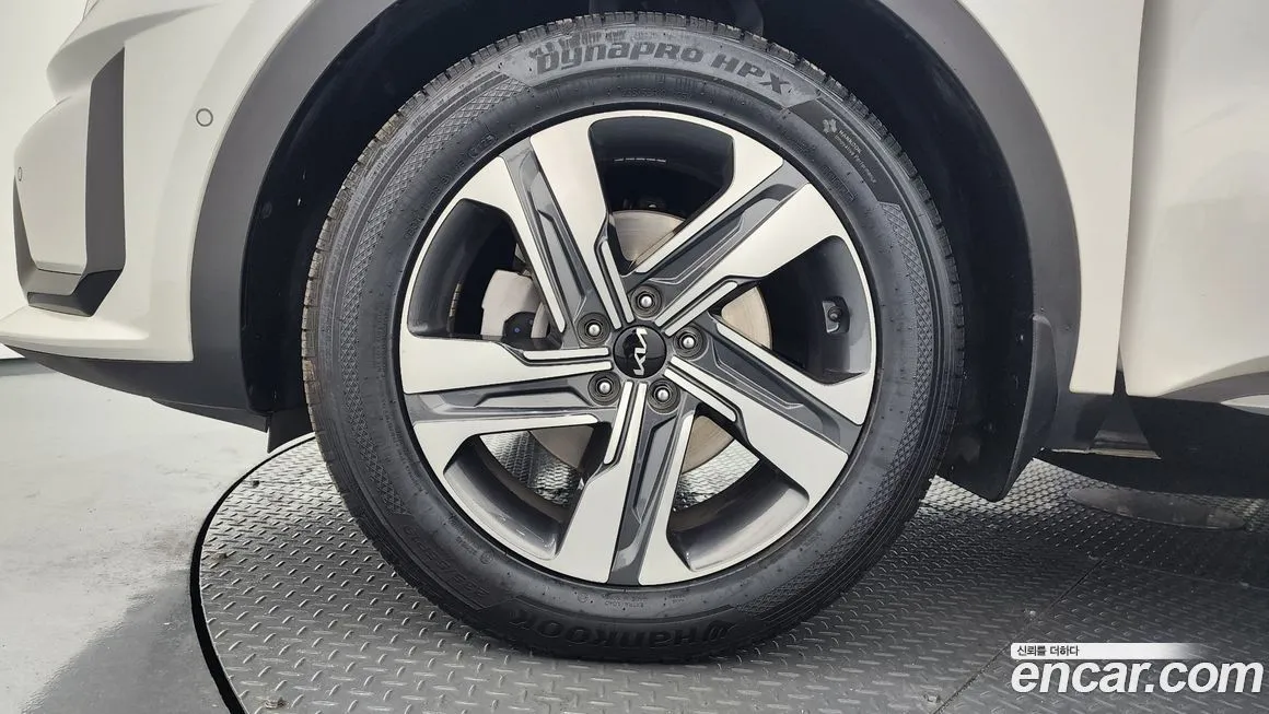 Kia Sorento — фото 7