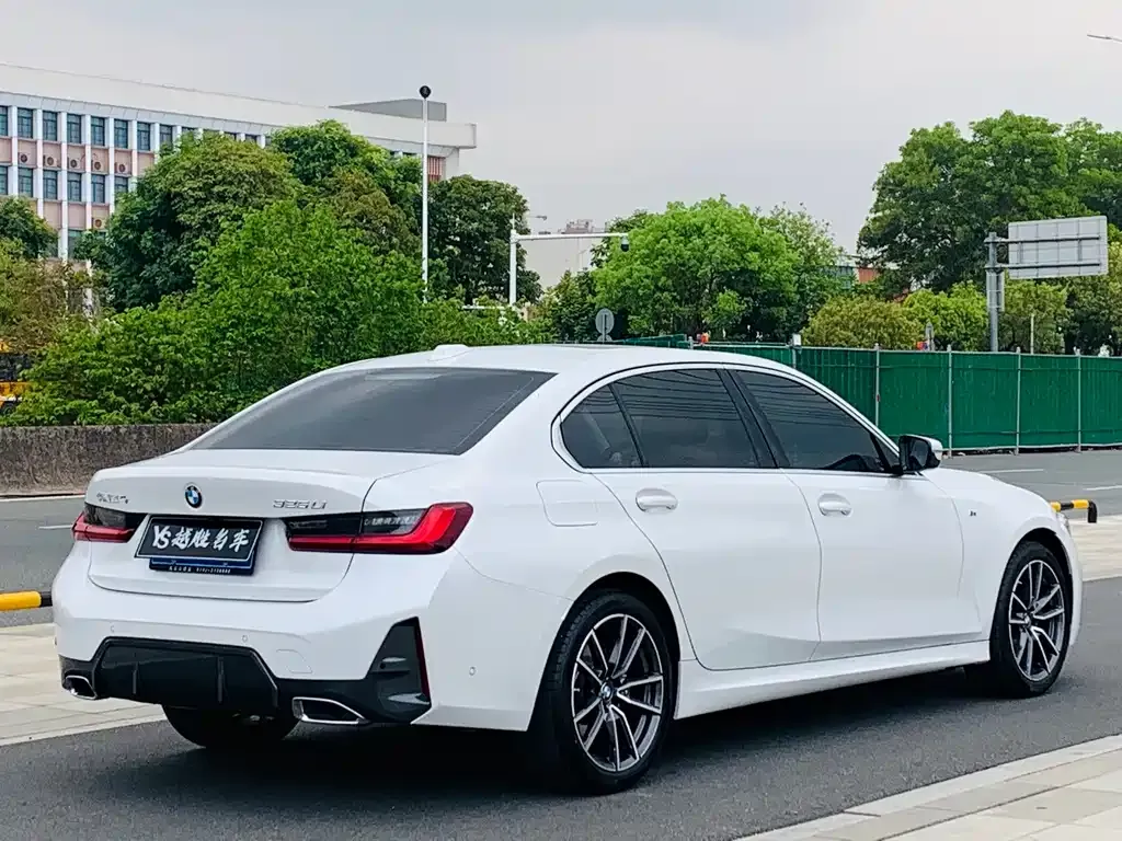 BMW 3 Series — фото 10