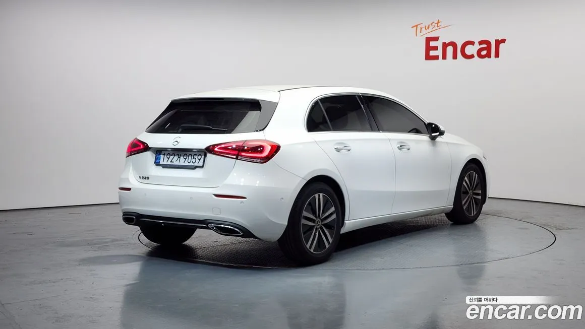 Mercedes-Benz A-Class 2023 из KR, фото 2