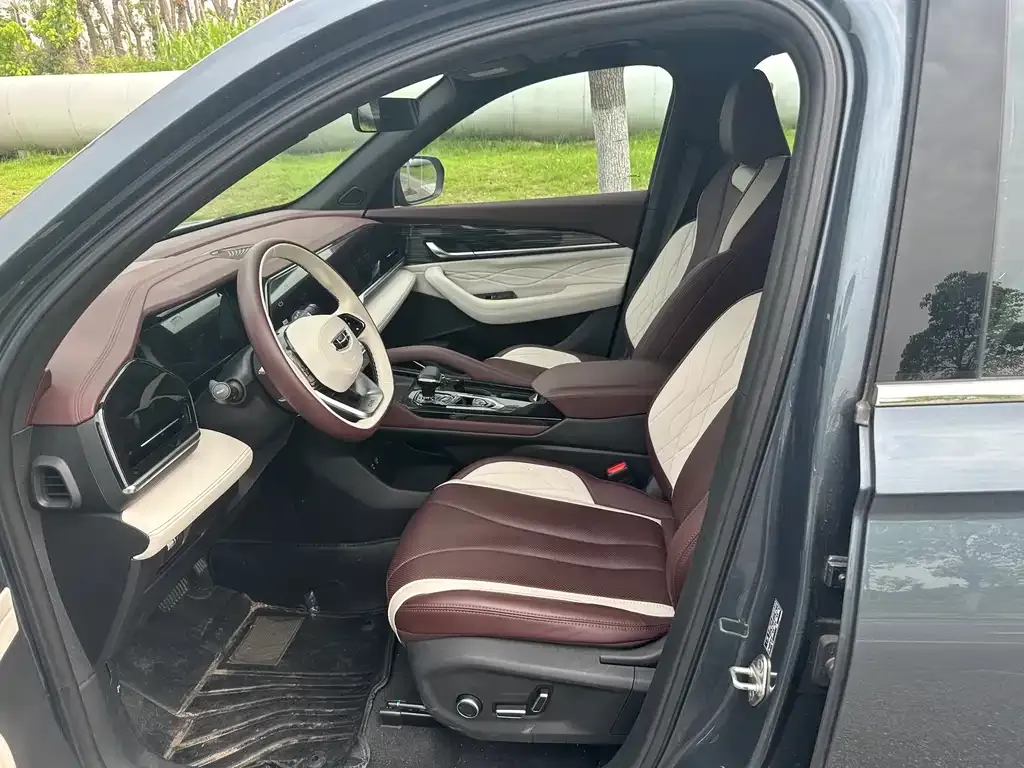 Geely Xingyue L 2024 из CN, фото 4