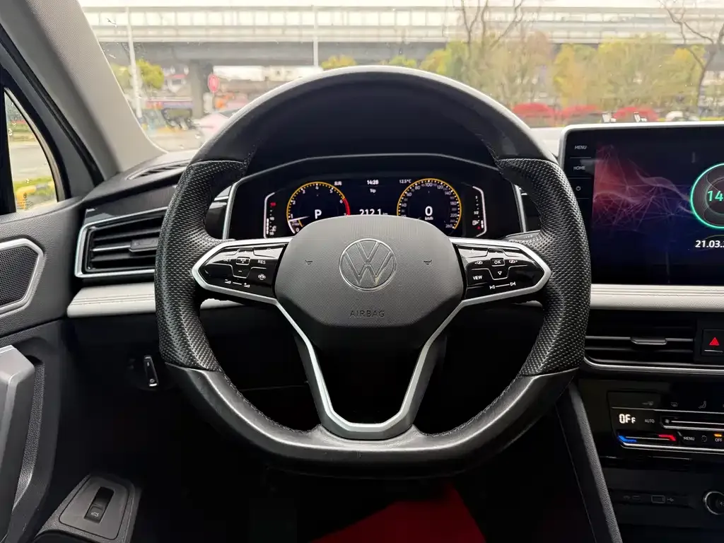 Volkswagen Tiguan L 2023 из CN, фото 3