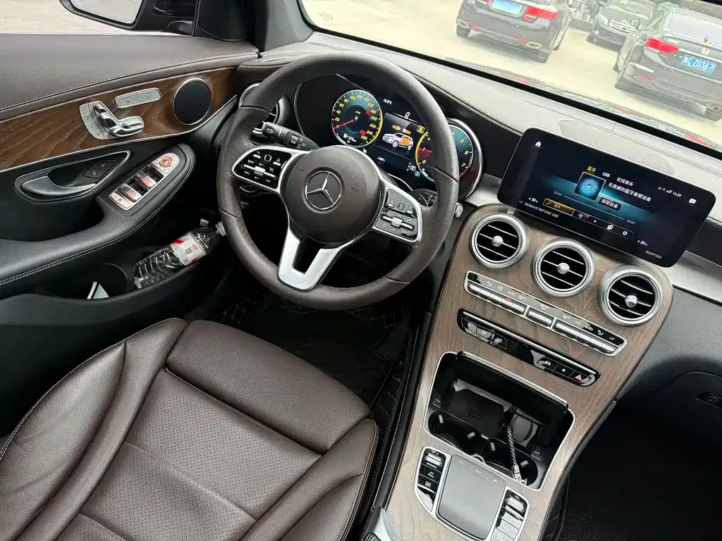 Mercedes-Benz GLC 2022 из CN, фото 4