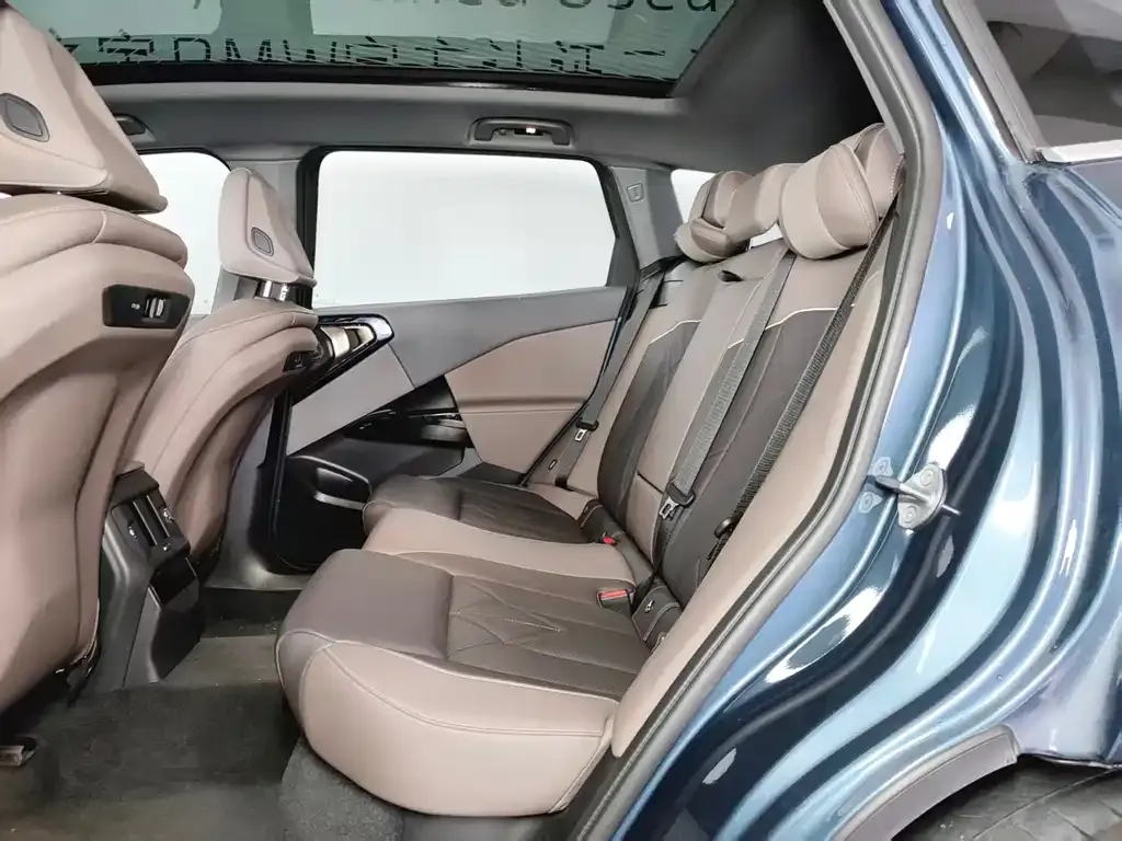 BMW X3 2025 из CN, фото 9