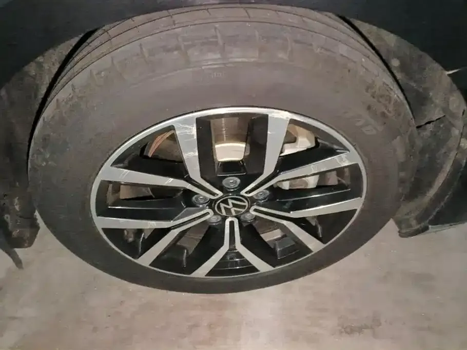 Volkswagen Magotan 2021 из CN, фото 2