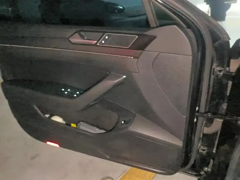 Volkswagen Magotan 2021 из CN, фото 3