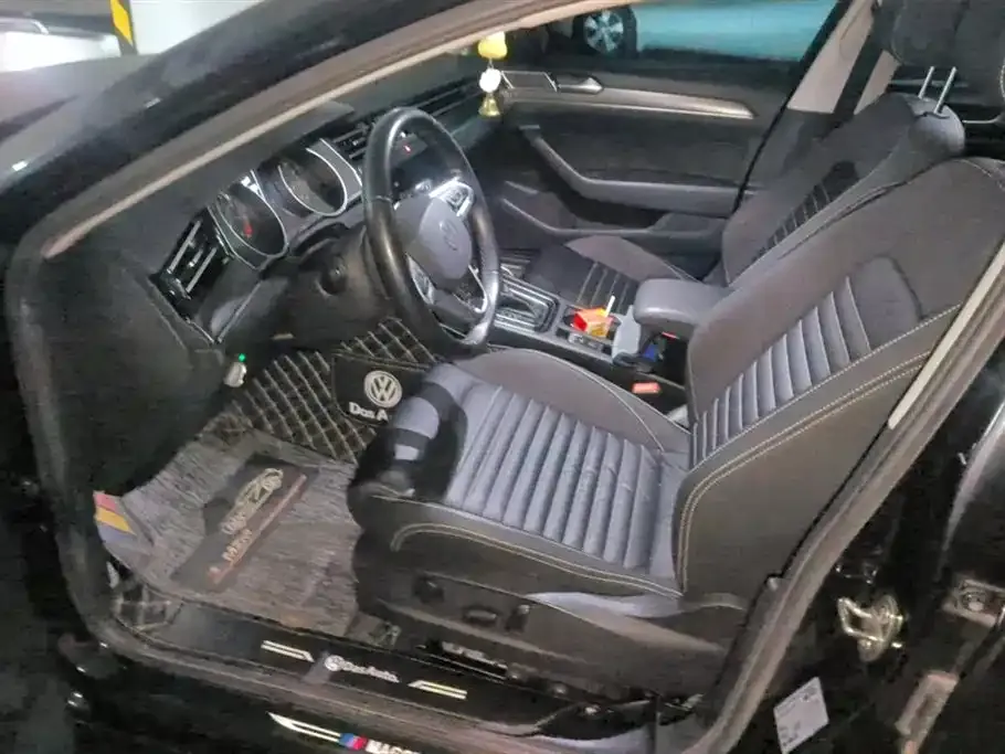 Volkswagen Magotan 2021 из CN, фото 7