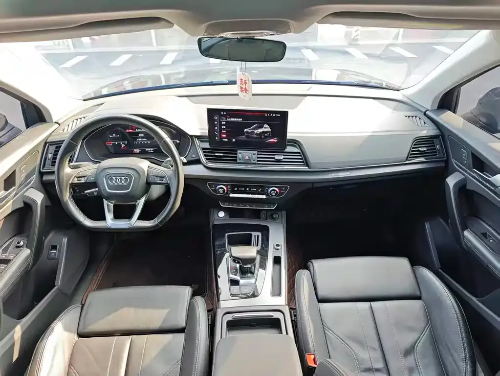 Audi Q5L 2022 из CN, фото 6