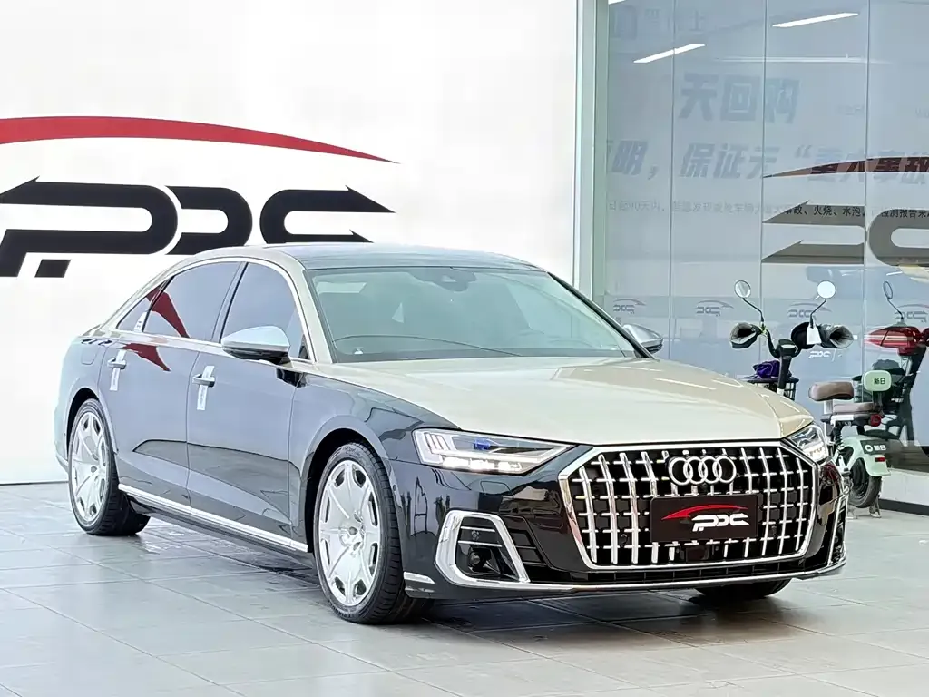 Audi A8 — фото 5