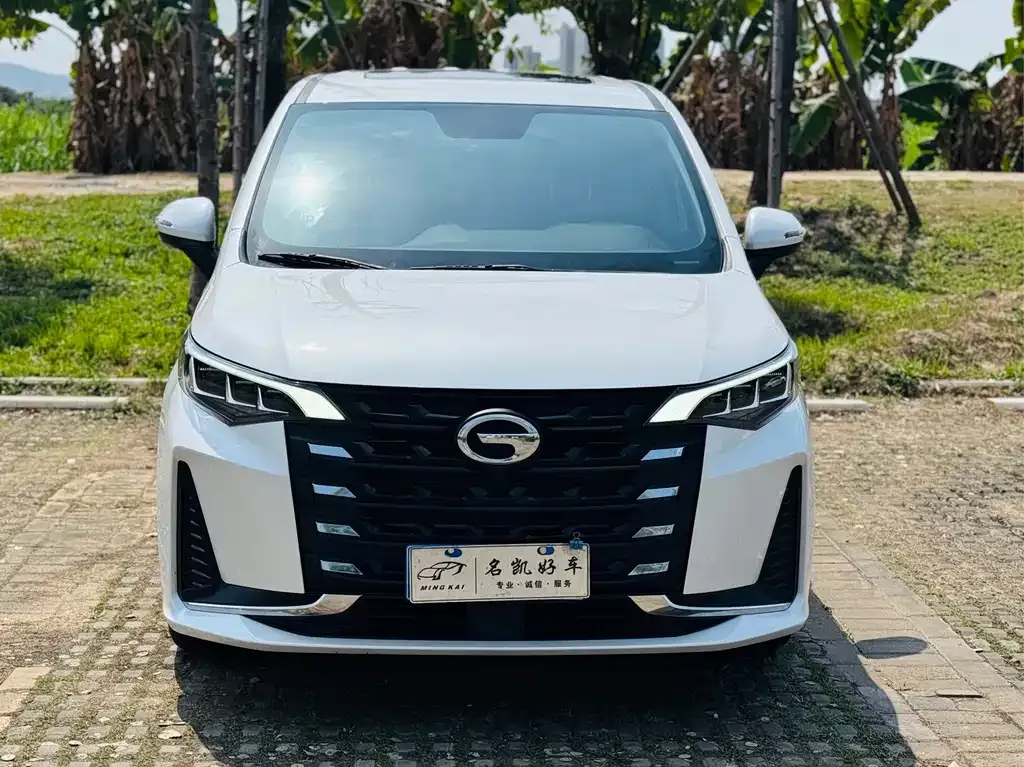GAC Motor Trumpchi M6 — фото 8