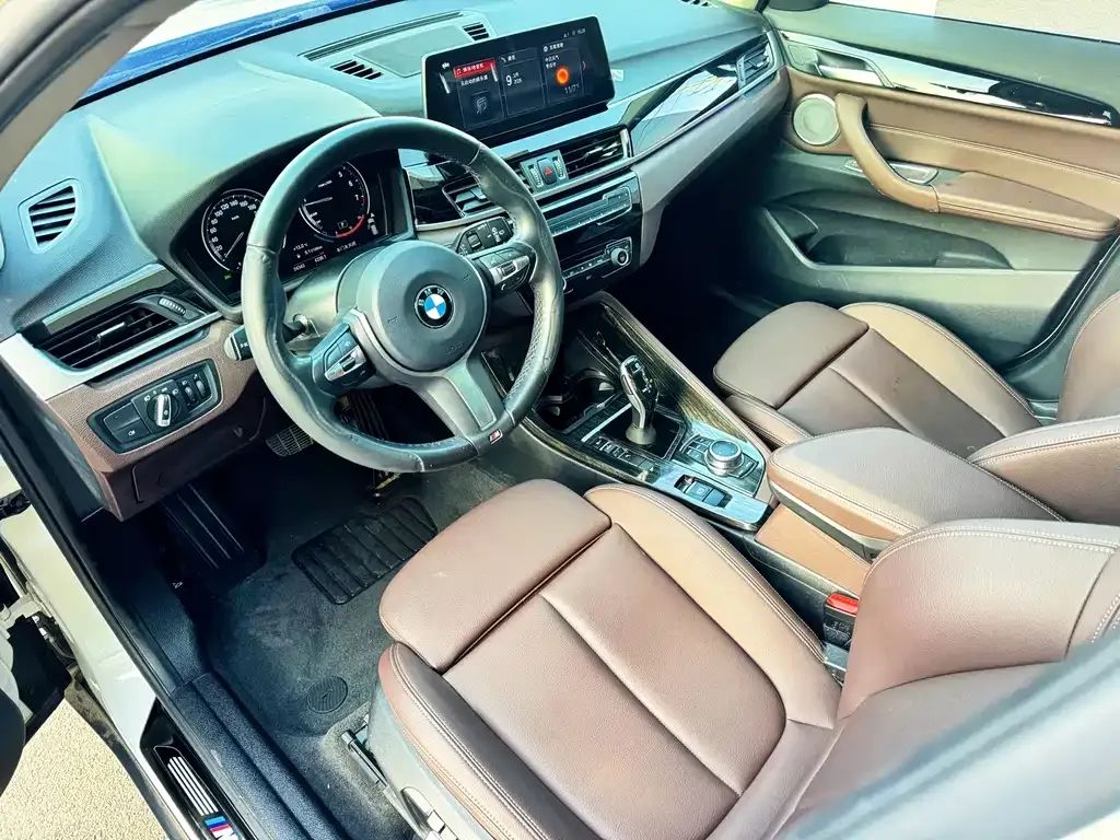 BMW X1 — фото 10