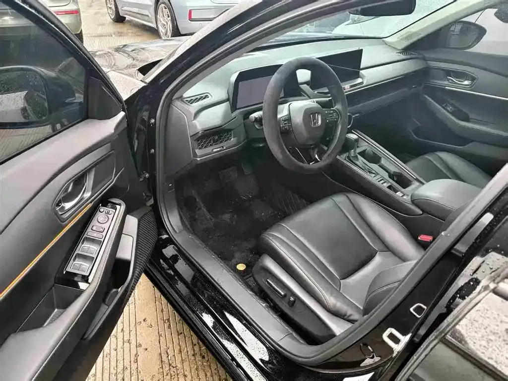 Honda Accord 2025 из CN, фото 5