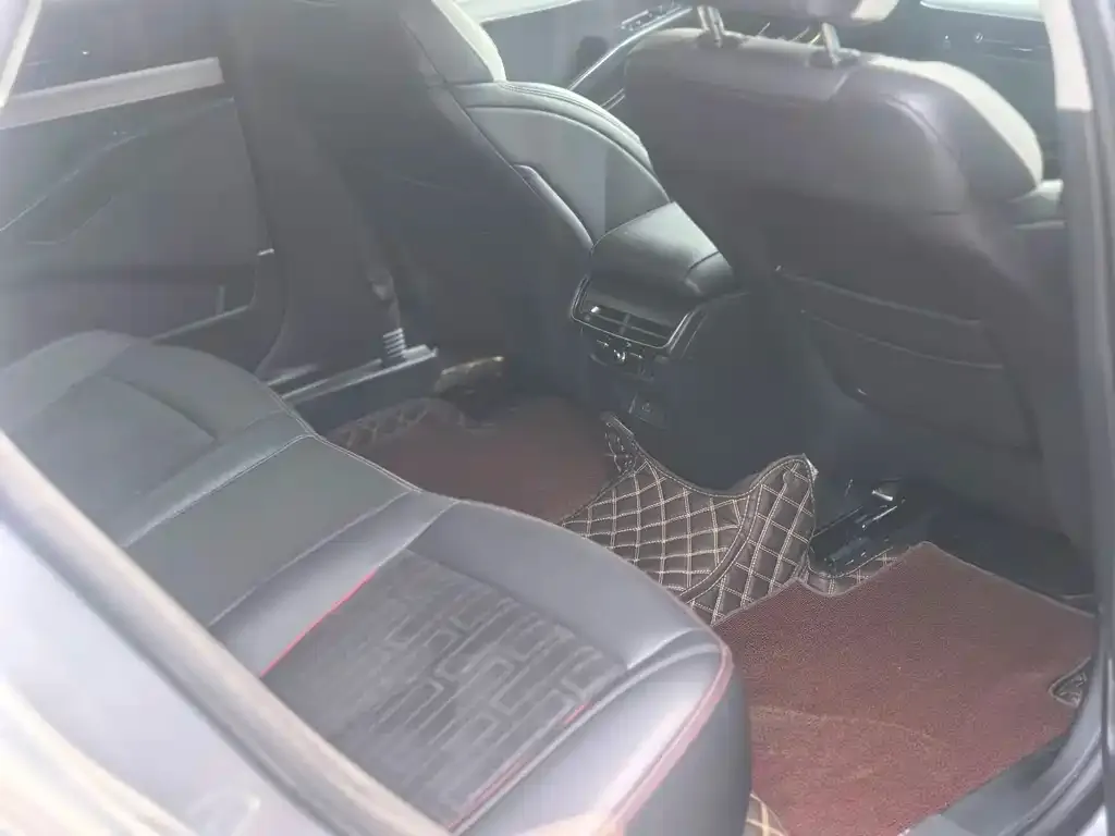 Ford Mondeo 2023 из CN, фото 2