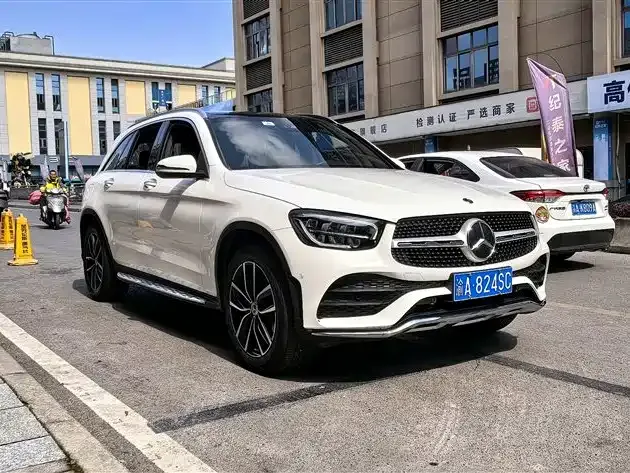 Mercedes-Benz GLC — фото 1