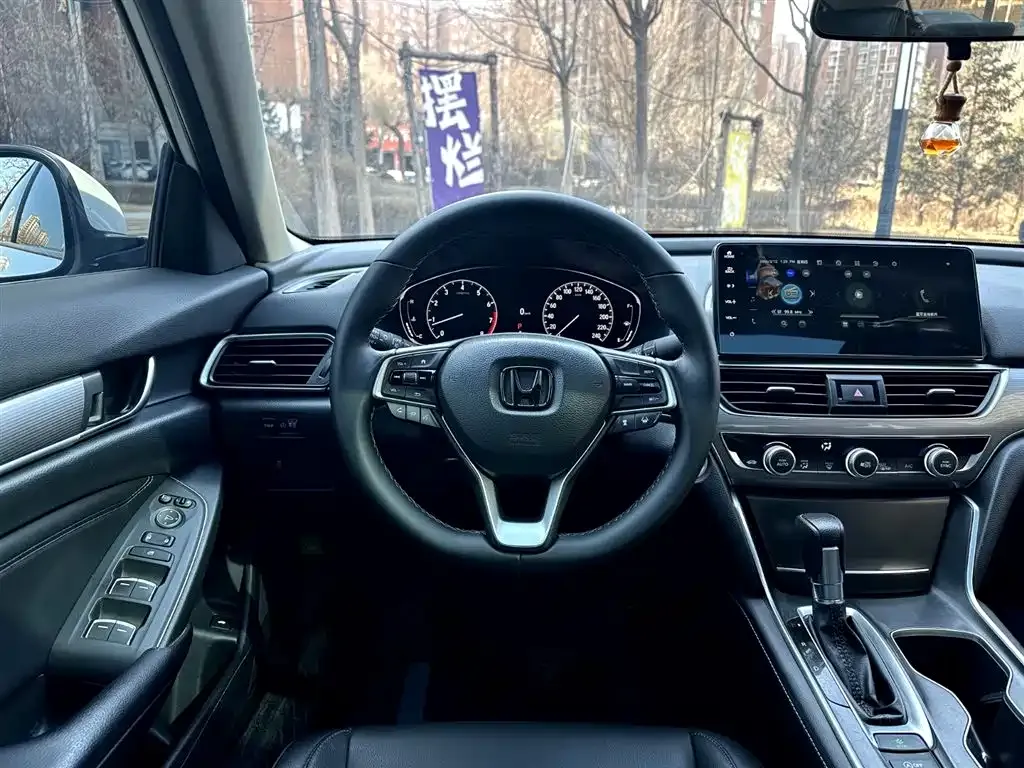 Honda Accord — фото 2