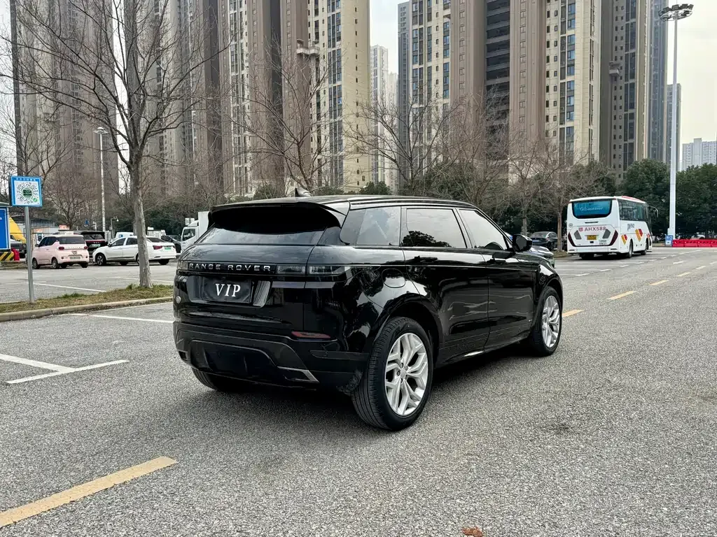Land Rover Evoque — фото 10