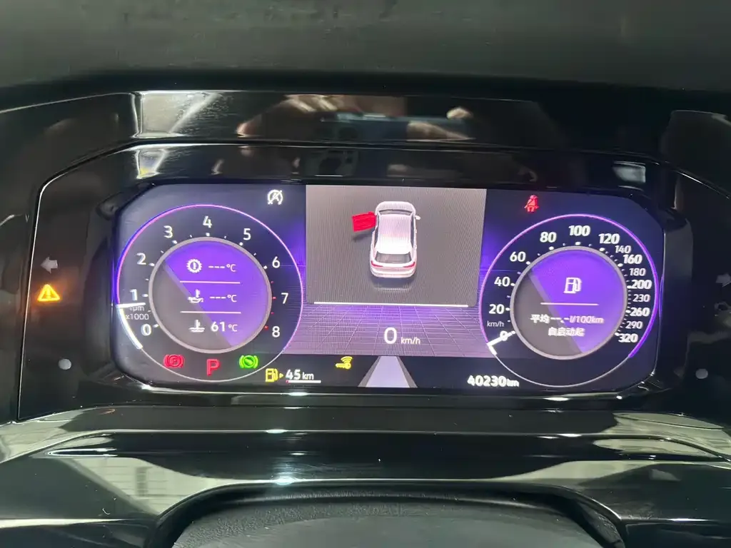 Volkswagen Golf 2022 из CN, фото 4