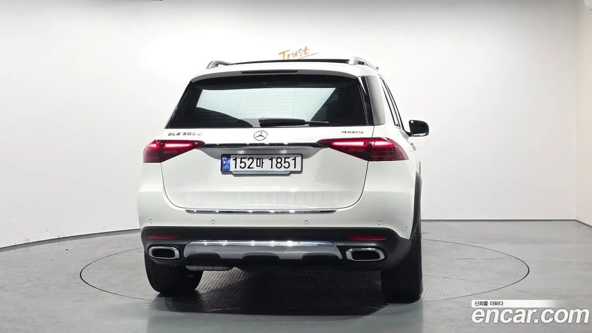 Mercedes-Benz GLE-Class — фото 5