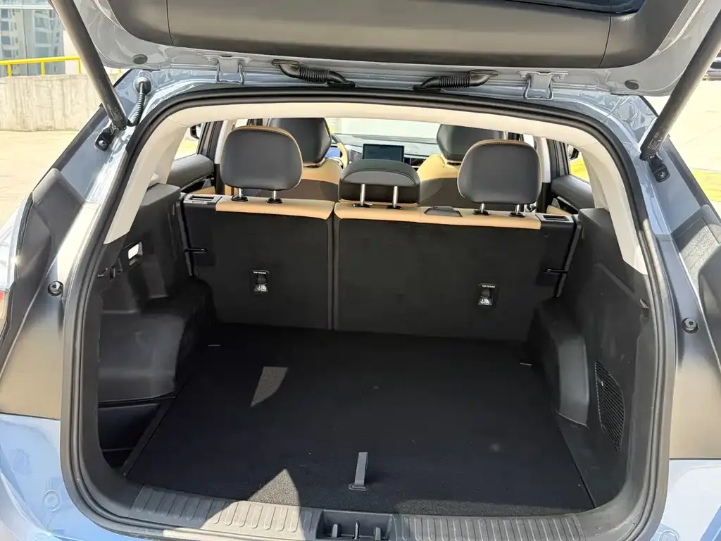 Geely Boyue L 2023 из CN, фото 8