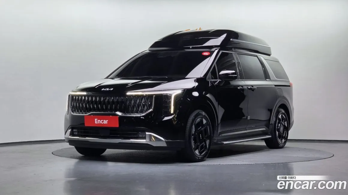 Kia Carnival — фото 1