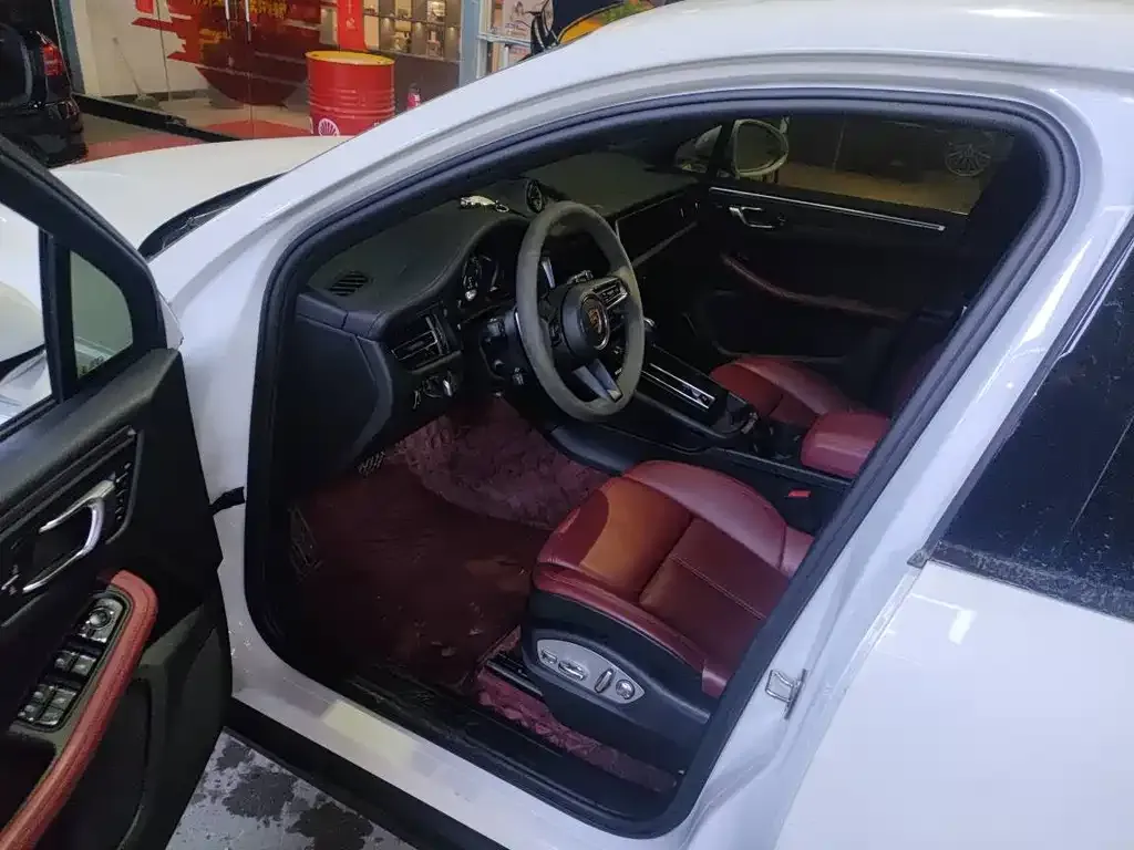 Porsche Macan 2023 из CN, фото 6