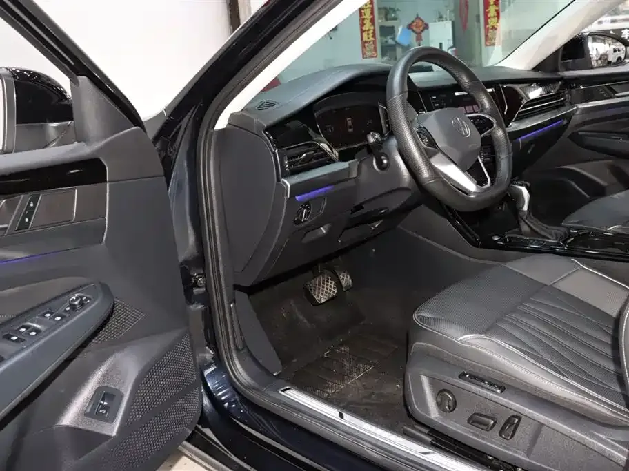 Volkswagen Passat — фото 5