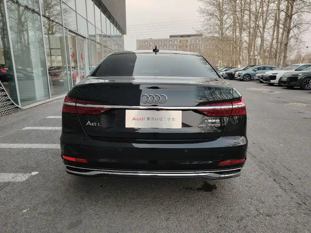 Audi A6L 2023 из CN, фото 10