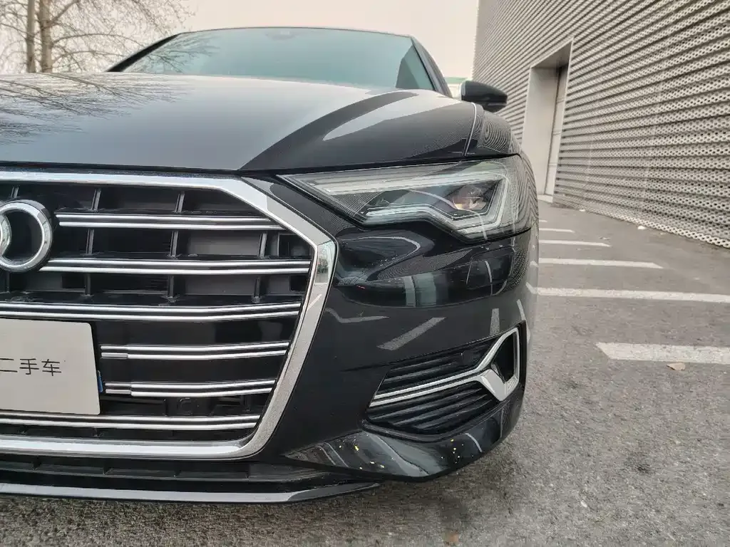 Audi A6L 2023 из CN, фото 9